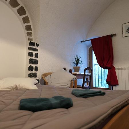 Auberge Les 1000 Cols, Anciennement Val D Azur Molines-en-Queyras Pokoj fotografie